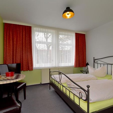 Hotel Goldene Sonne Arnstadt Exterior photo