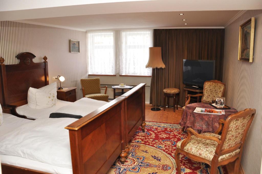 Hotel Goldene Sonne Arnstadt Room photo
